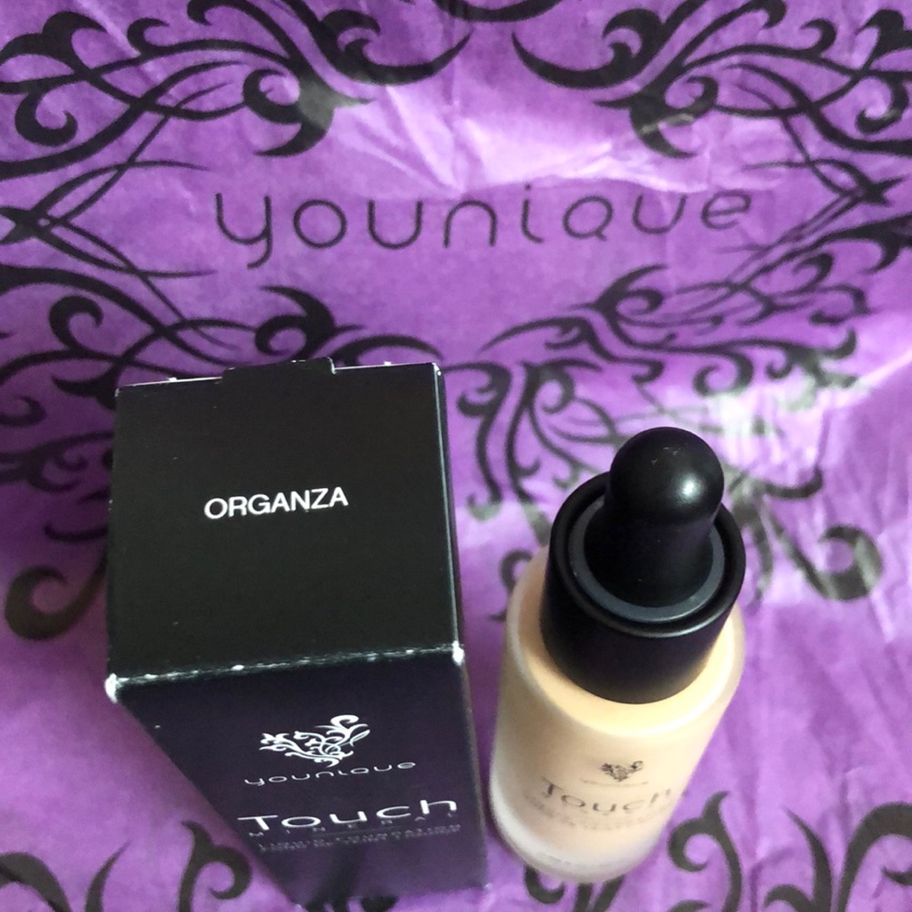 Organza Liquid Foundation